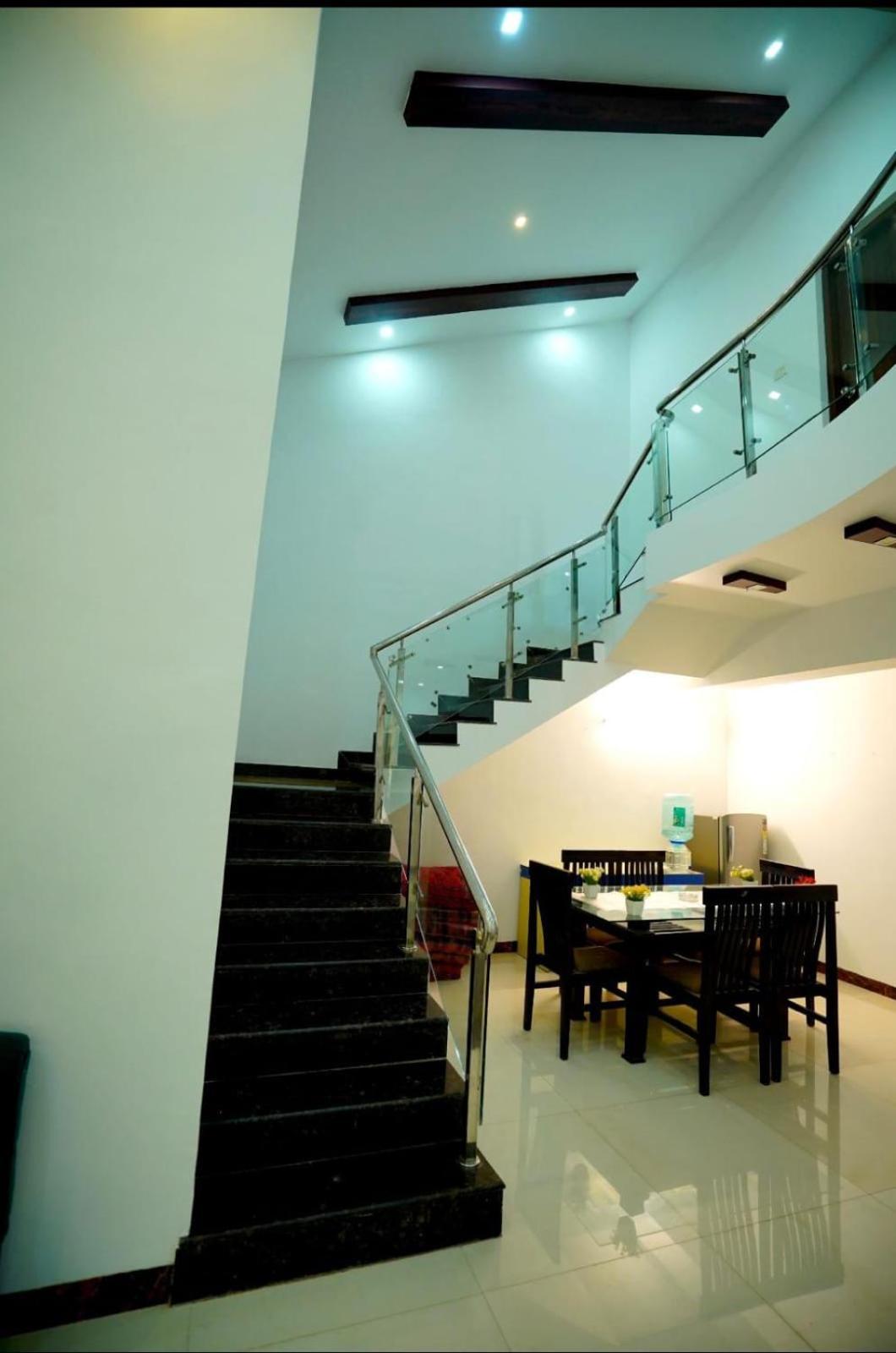 Hitman 45 Villa โลนาวาลา ภายนอก รูปภาพ